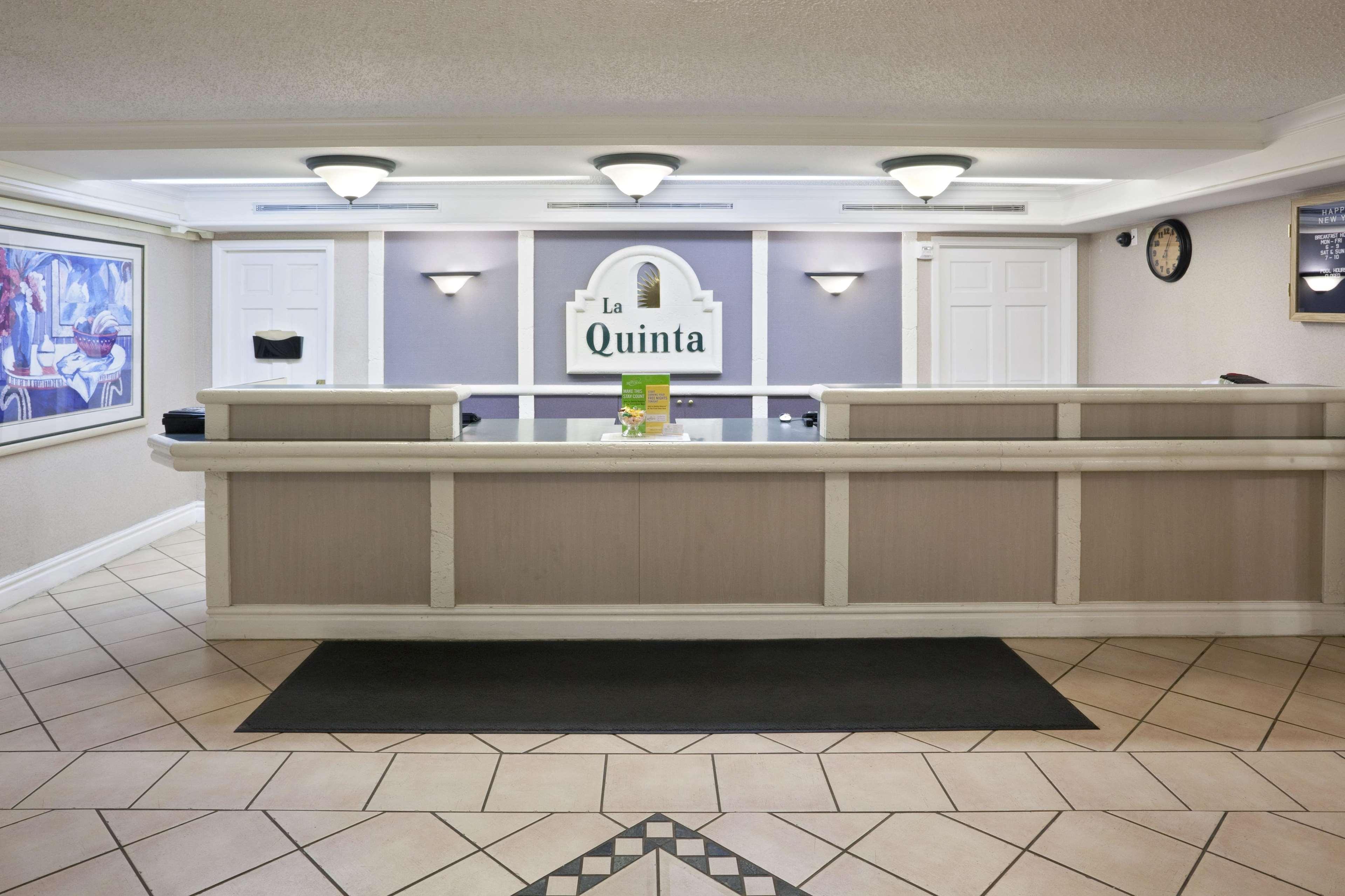 La Quinta Inn By Wyndham Omaha West Exterior foto